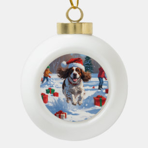 Brittany Spaniel Weihnachtsfestliche Schneeszene Keramik Kugel-Ornament