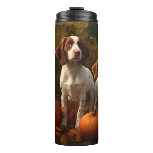 Brittany Spaniel Welpe Autumn Delight Pumpkin Thermosbecher (Vorderseite)