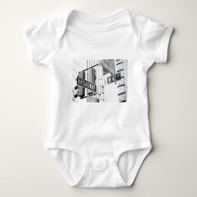 Broadway-T-Shirt Baby Strampler (Vorderseite)