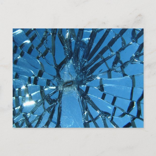 Broken Blue Glass Postkarte (Vorderseite)