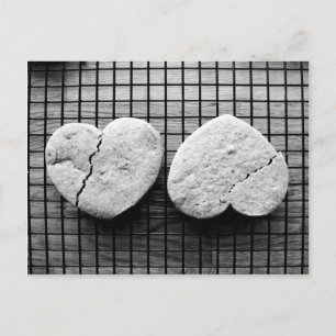 Broken Hearts Postkarte