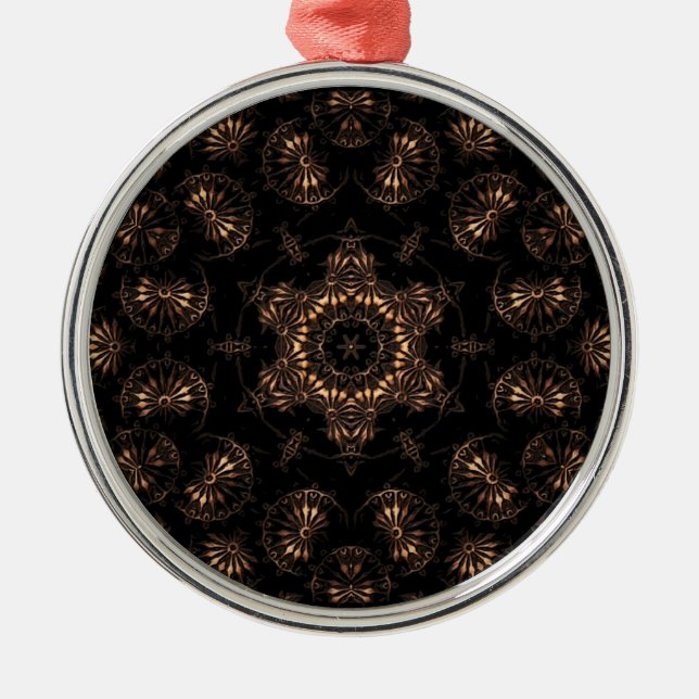 Bronze Age Mandala Ornament Aus Metall (Vorne)