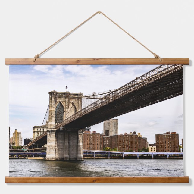 Brooklyn Bridge Hanging Tapestry Wandteppich Mit Holzrahmen (Vorne)