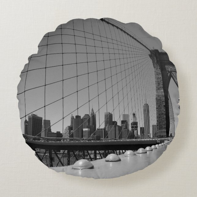 Brooklyn Bridge Rundes Kissen (Vorderseite)