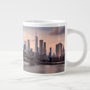 Brooklyn Bridge und Lower Manhattan Jumbo-Tasse
