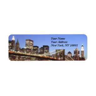 Brooklyn-Brücke und Manhattan-Skyline nachts