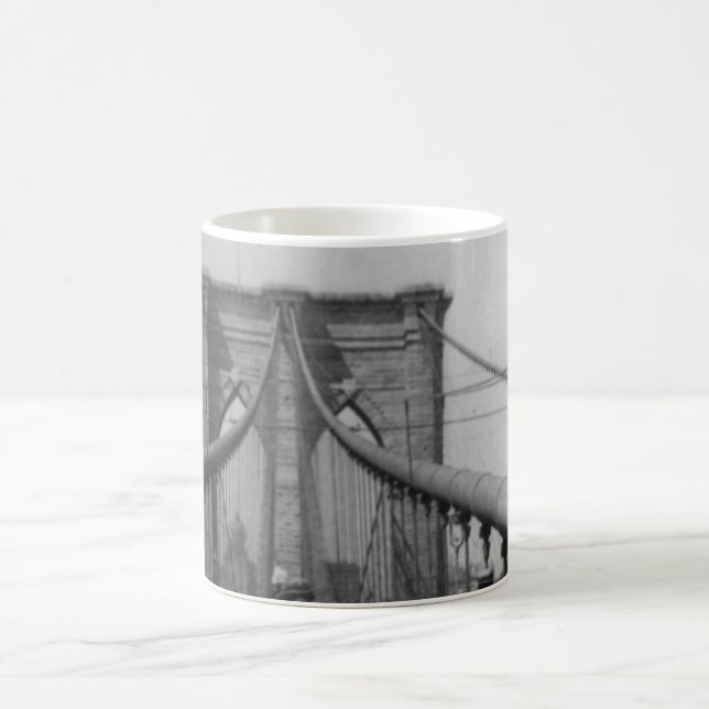 Brooklyn-Brücken-Überfahrt Tasse (Mittel)