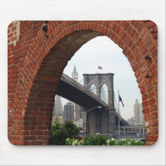 Brooklyn-Brücken-Ziegelstein-Bogen Mousepad