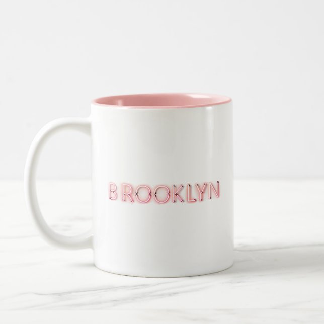 Brooklyn Glows Neon Lights Zweifarbige Tasse (Links)