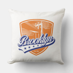 Brooklyn-Schild mit Swoosh-Design Kissen