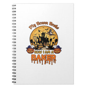 Broom Broke Baker Halloween Hexe Koch Kürbis_1 Notizblock