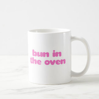 Brötchen im Ofen - Rosa Tasse