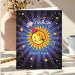 Brother Celestial Sun Happy Birthday<br><div class="desc">Eine gelbe und rote Sonne mit einem Party Hut und Gebläse strahlt das Glück allen Himmelsrichtungen aus und schießt Sterne. Sentiment ist: "Heute ist dein Tag,  das Zentrum des Universums zu sein." Eine lustige Geburtstagskarte für deinen Bruder.</div>