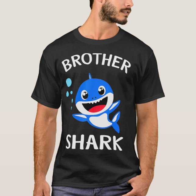Brother Shark Geschenk Niedliche Baby Shark Design T-Shirt (Vorderseite)