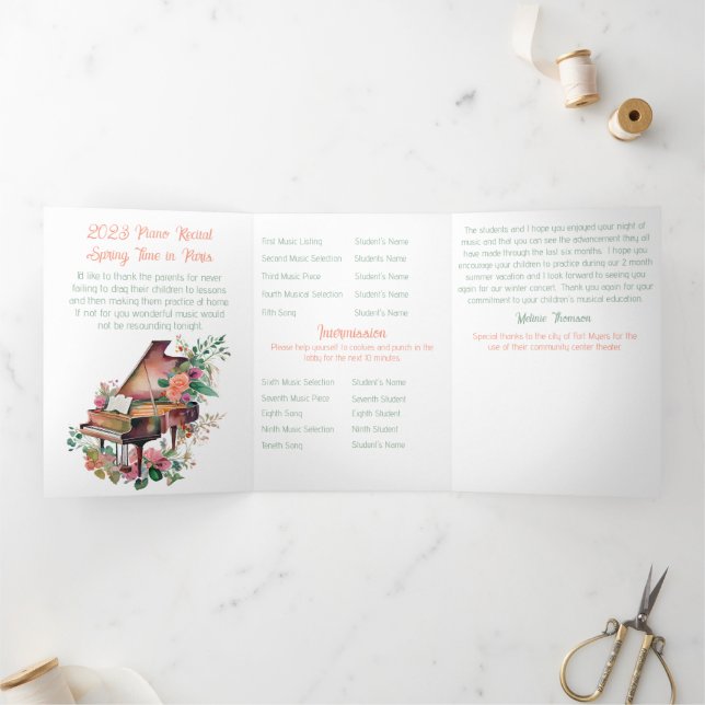 Brown Baby Grand Piano Erwägung Dreifach-gefaltete Programmkarte (Innenseite)