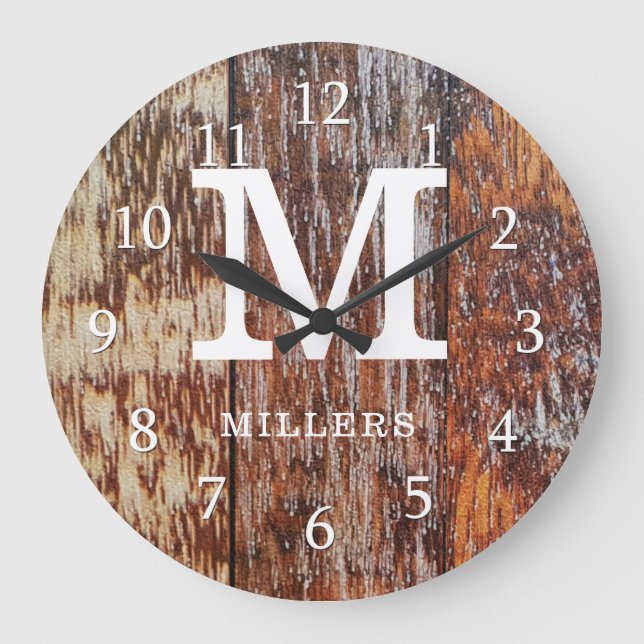 Brown Barn Wood Farmhouse Monogram Große Wanduhr (Vorderseite)
