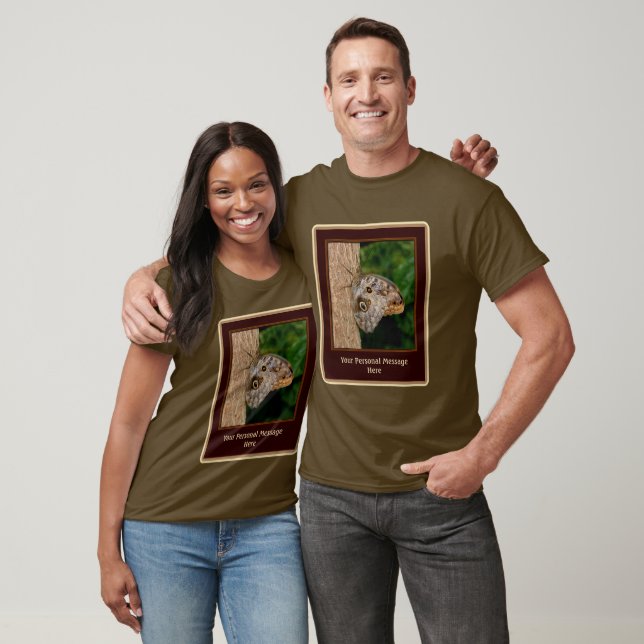 Brown Butterfly on Tree Personalisiert T-Shirt (Unisex)