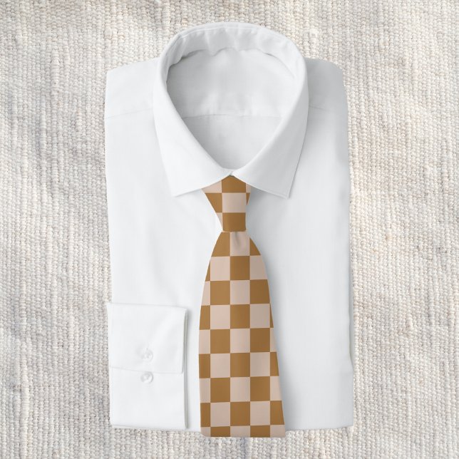 Brown Checkerboard Krawatte (Von Creator hochgeladen)