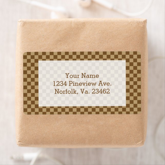 Brown Classic Checkerboard von Shirley Taylor (Insitu)