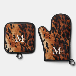 Brown Cowhid Monogramm Ofenhandschuh & Topflappen-Set