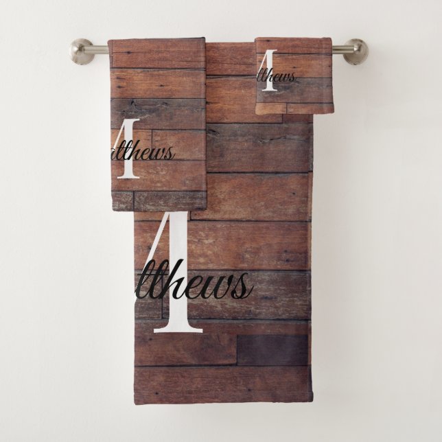 Brown Rustic Monogram Script Name Farm Badhandtuch Set (Insitu)