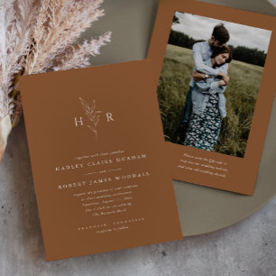 Brown Simple Monogram QR Code Foto Wedding Einladung