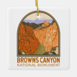 Browns Canyon National Monument Vintag Keramikornament<br><div class="desc">Browns Canyon Vektorgrafik Design. Der Browns Canyon ist das beliebteste Ziel für das Wildwasser-Rafting im Land und ist auch bekannt für seine Fischen und Wanderungen.</div>