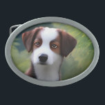 Bruce the Border Collie Puppy, Gürtelschnalle<br><div class="desc">In einer Ölfarbe abgebildet ist ein brauner und weißer Border Collie Welpe namens Bruce.</div>