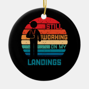 Bruch-Arm-Kinder werden gut an Landungen arbeiten Keramik Ornament