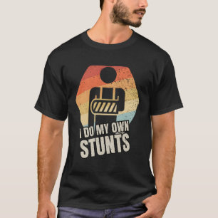 Bruch-Arm-Shirt-Handgelenkverletzung T-Shirt
