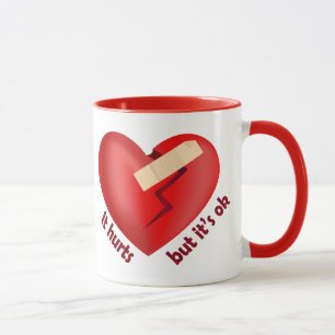 Brüchendes Herz geheilt mit Pflaster und Zitat zum Tasse