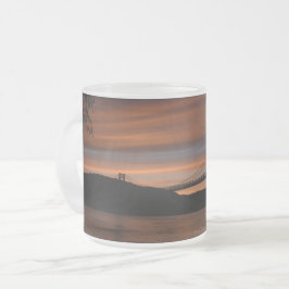 Brücke bei Sunset 2 Zwei-Tone-Kaffee-Tasse Mattglastasse
