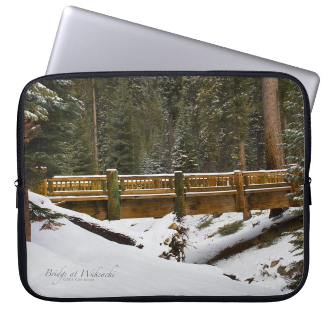 Brücke bei Wuksachi Laptopschutzhülle (Vorderseite)