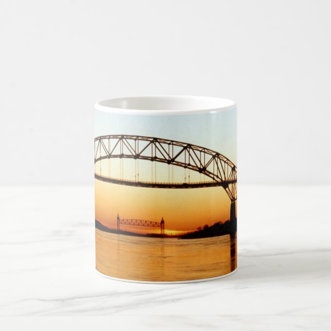 Brücke Cape Cods Bourne Tasse (Mittel)