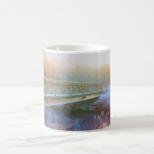 Brücke decken Tasse auf