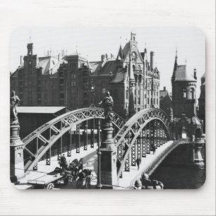 Brücke im Speicherstadt Hamburg, c.1910 Mousepad