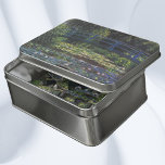 Brücke über den Wasserlilie Pond von Claude Monet Puzzle<br><div class="desc">Bridge Over Wasserlilie Pond von Claude Monet ist ein Vintager Impressionismus, ein Kunstgemälde mit einer Fußbrücke, die über die Blume der Wasserlilie in einem Teich im Garten von Monet auf seiner Zuhause in Giverny, Frankreich überquert. Schöne Blume schwimmen im Wasser und weinende Weidenbäume liegen im Hintergrund. Claude Monet malt gerne...</div>