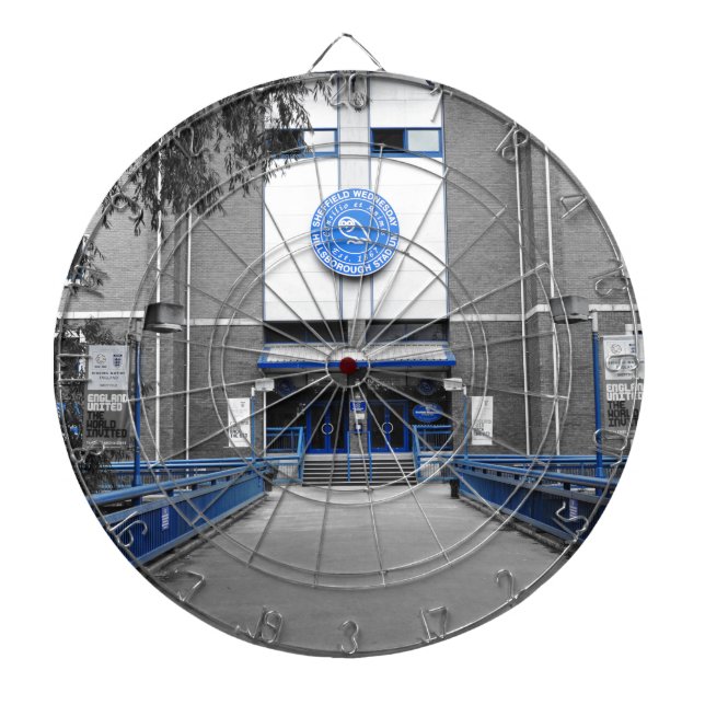 Brücke zum Empfang Dartscheibe (vorne)