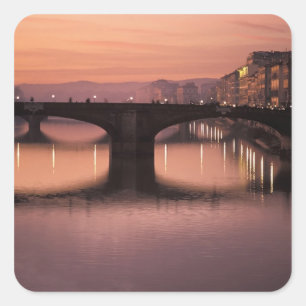 Brücken über den Arno-Fluss bei Sonnenuntergang, 2 Quadratischer Aufkleber