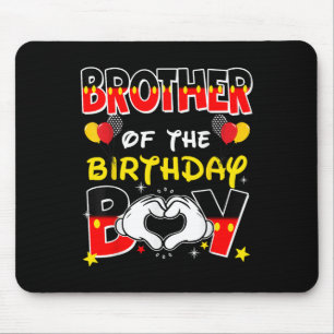 Bruder der Party-Dekoration der Geburtstagsjunge M Mousepad