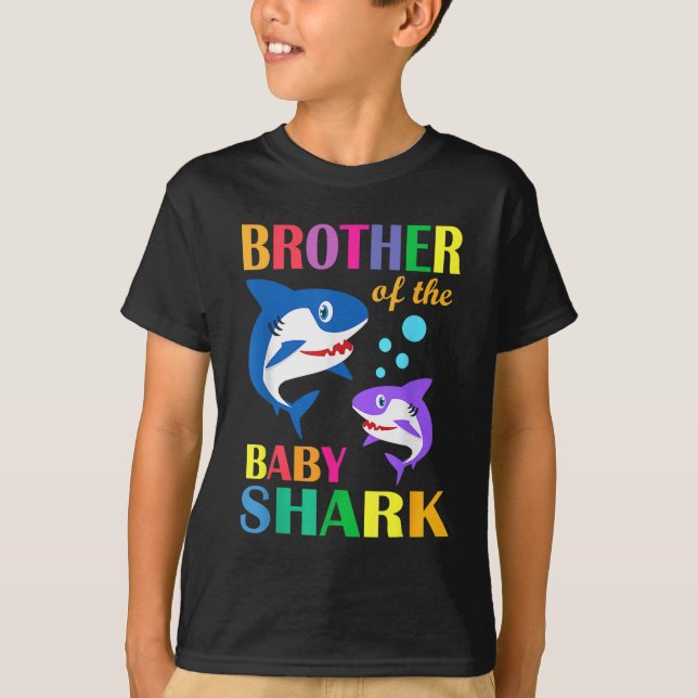 Bruder des Baby Birthday Shark Brother Shark  T-Shirt (Vorderseite)