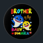 Bruder des Baby Shark Geburtstag Bruderhai Button<br><div class="desc">Bruder des Baby Shark Geburtstag Bruderhai</div>