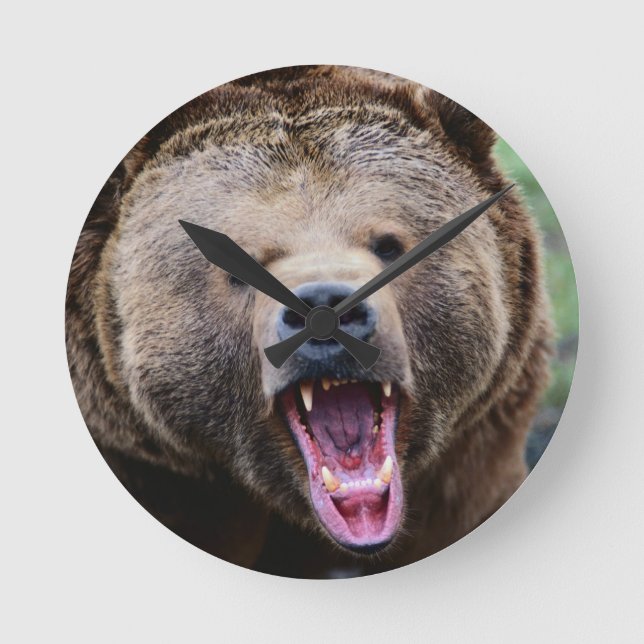 Brüllender Grizzlybär Runde Wanduhr (Vorderseite)
