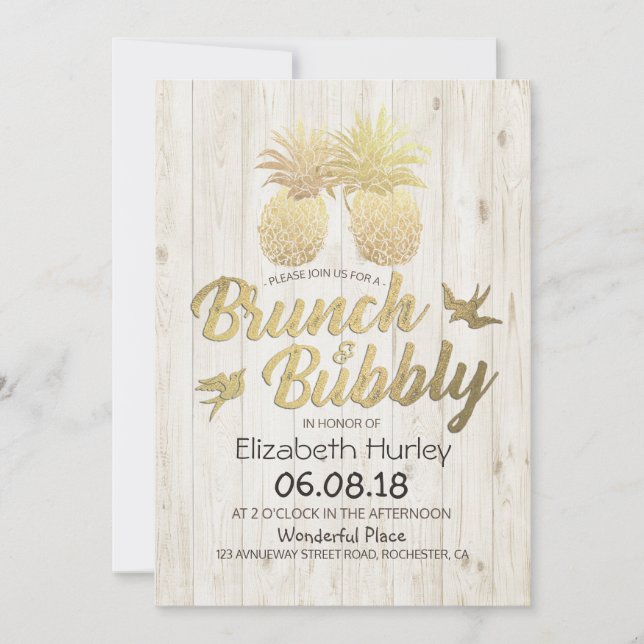 Brunch & Bubbly Brautparty Gold Ananas Holz Einladung (Vorderseite)