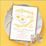 Brunch mit den Neuvermählten Post Wedding Einladung<br><div class="desc">Niedlicher und moderner Post Hochzeit Brunch mit den Newlyweds. Ein gefriertes Ei mit einem leckeren Herz und lustigen Schriftart. Handgezeichnete Abbildung von McBooboos</div>