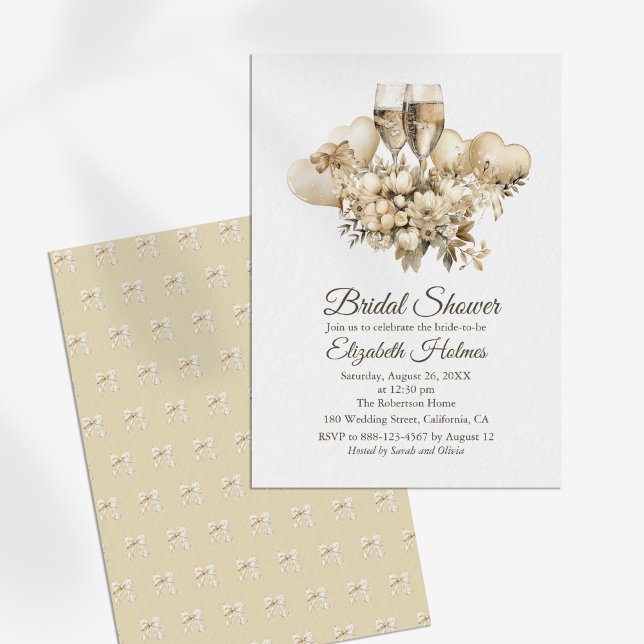 Brunch und Bubbly Champagne Blume Brautparty Einladung (Brunch and Bubbly Champagne Flowers Bridal Shower Invitation on a sunny white table.)