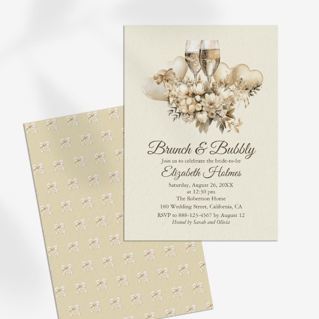 Brunch und Bubbly Champagne Blume Brautparty Einladung (Brunch and Bubbly Champagne Flowers Bridal Shower Invitation on a sunny white table.)