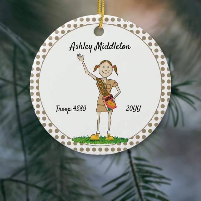 Brünett Brownie Girl Scouting Brown Polka Dots Keramikornament (Von Creator hochgeladen)