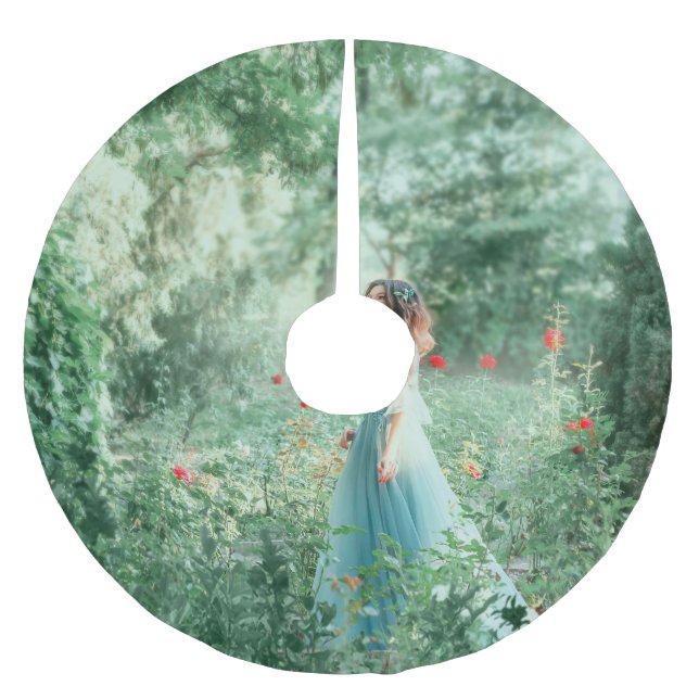 Brünette Prinzessin: Fairy Forest Watercolor Polyester Weihnachtsbaumdecke (Vorderseite)