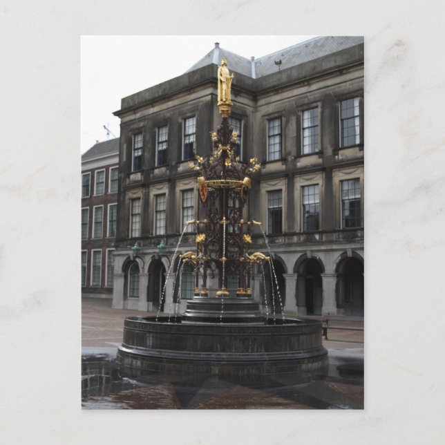 Brunnen im Binnenhof Postkarte (Vorderseite)